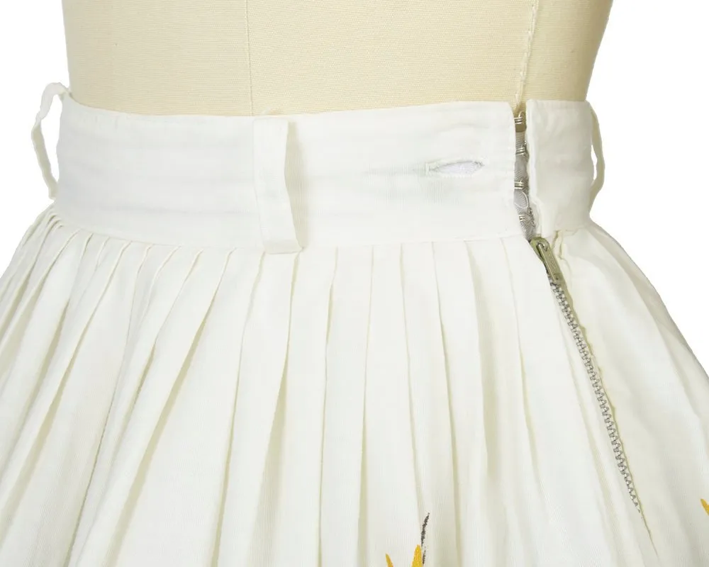 1950s Wine Picnic Novelty Border Print White Cotton Skirt | x-small/small
