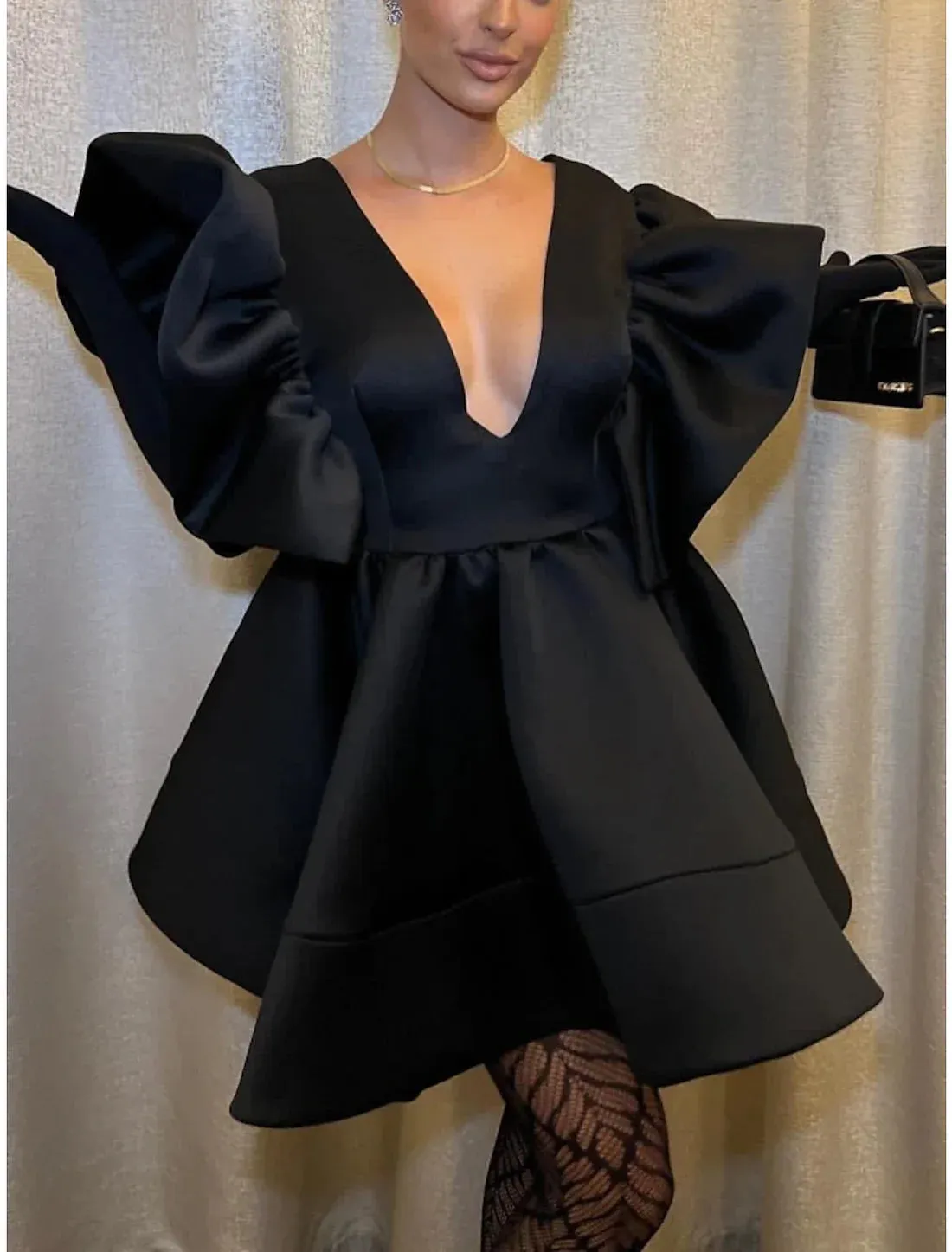 A-Line Homecoming Dresses Vintage Dress Homecoming Short / Mini Short Sleeve V Neck Satin Sexy Party Dress