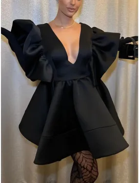 A-Line Homecoming Dresses Vintage Dress Homecoming Short / Mini Short Sleeve V Neck Satin Sexy Party Dress