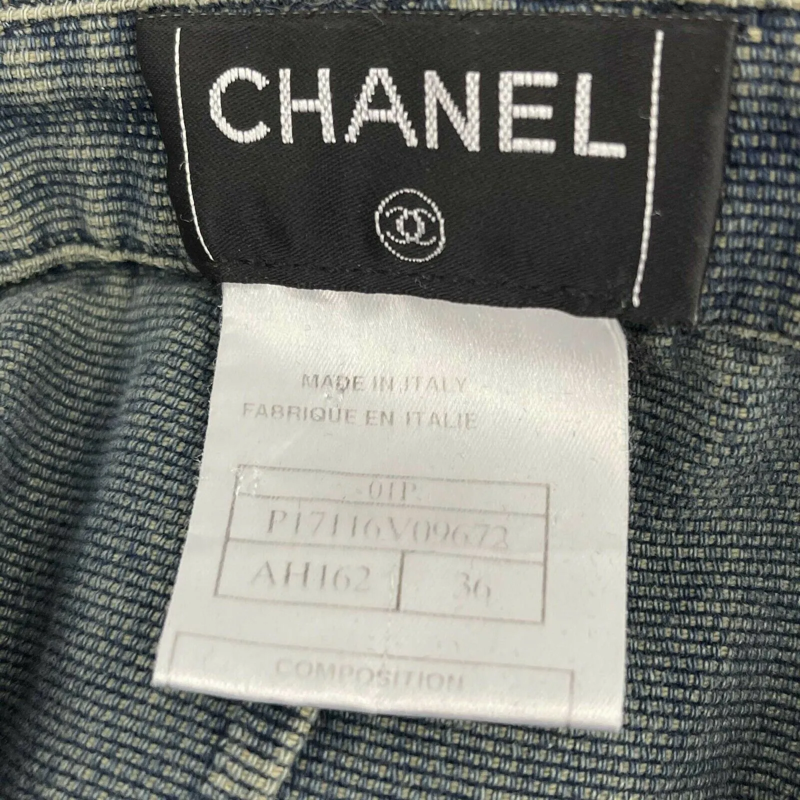 Chanel - Vintage 01P Washed Denim Jacket & Skirt Set - CC Buttons - Size 36 US 4