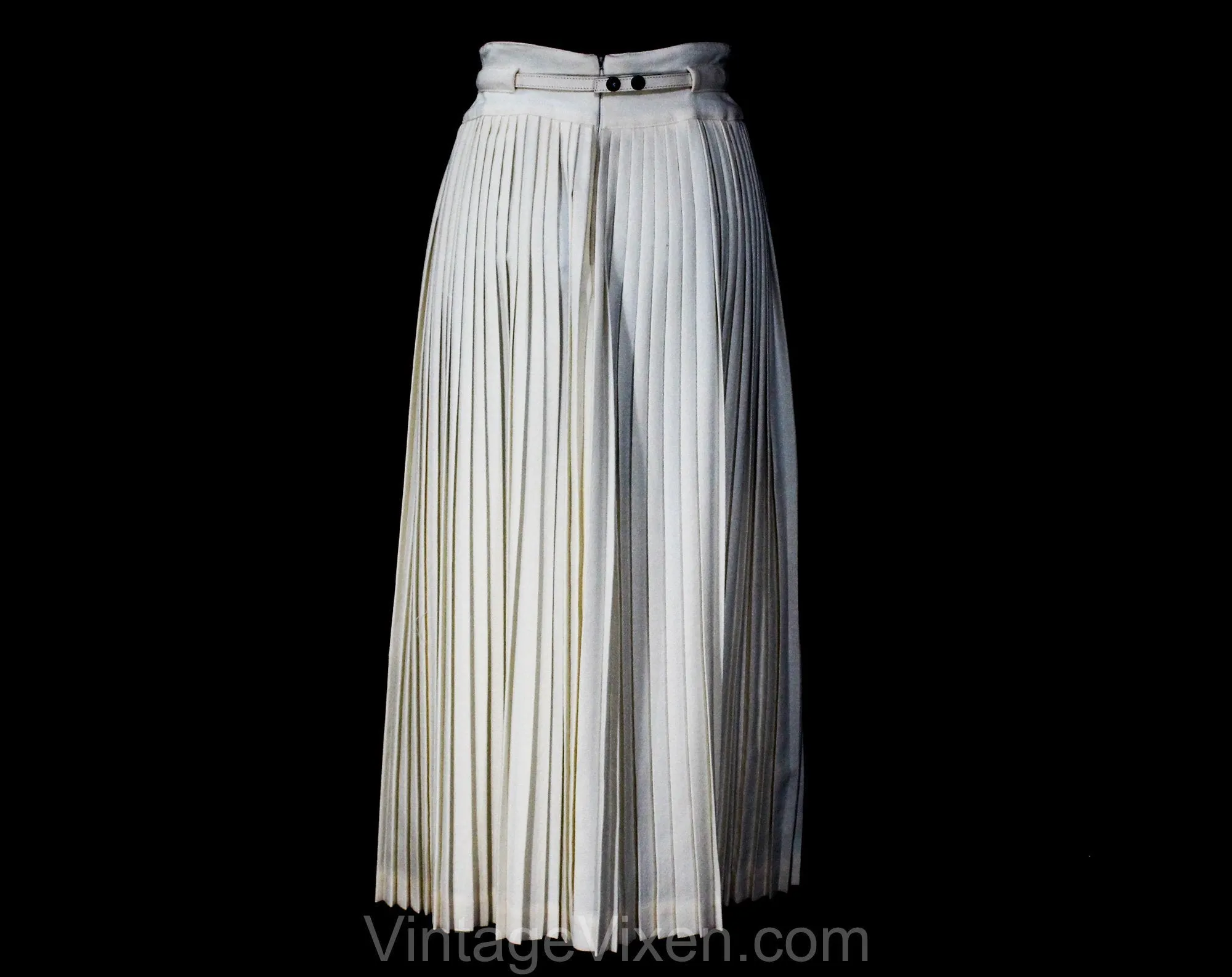 Size 6 Ivory Wool Pleated Skirt - 1940s Inspired Crepe Beauty with Studded Steel Metal Belt - 80s Haute Fashion from Spitalnick - Waist 25