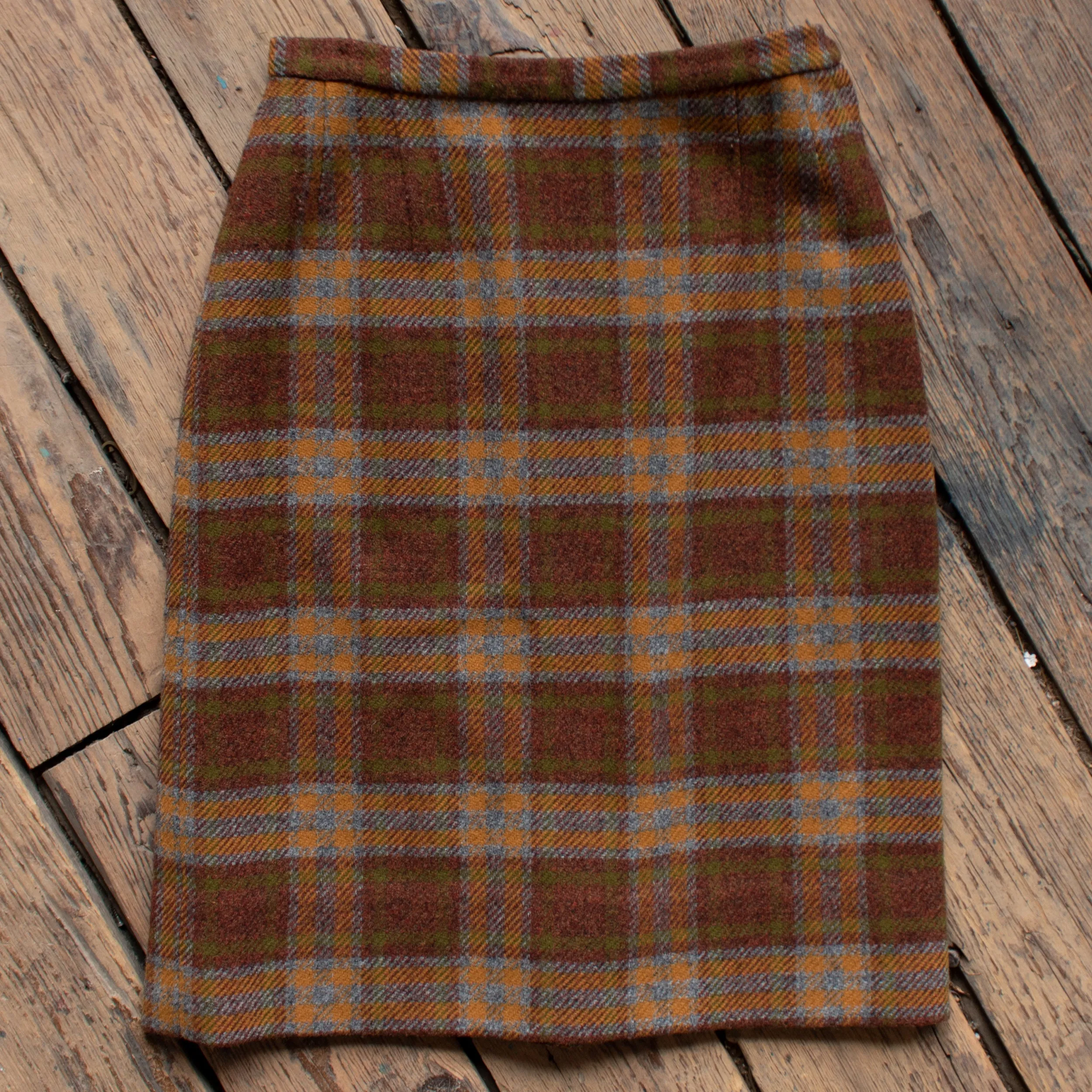 Vintage 1960s Pendleton Brown Plaid Wool Skirt