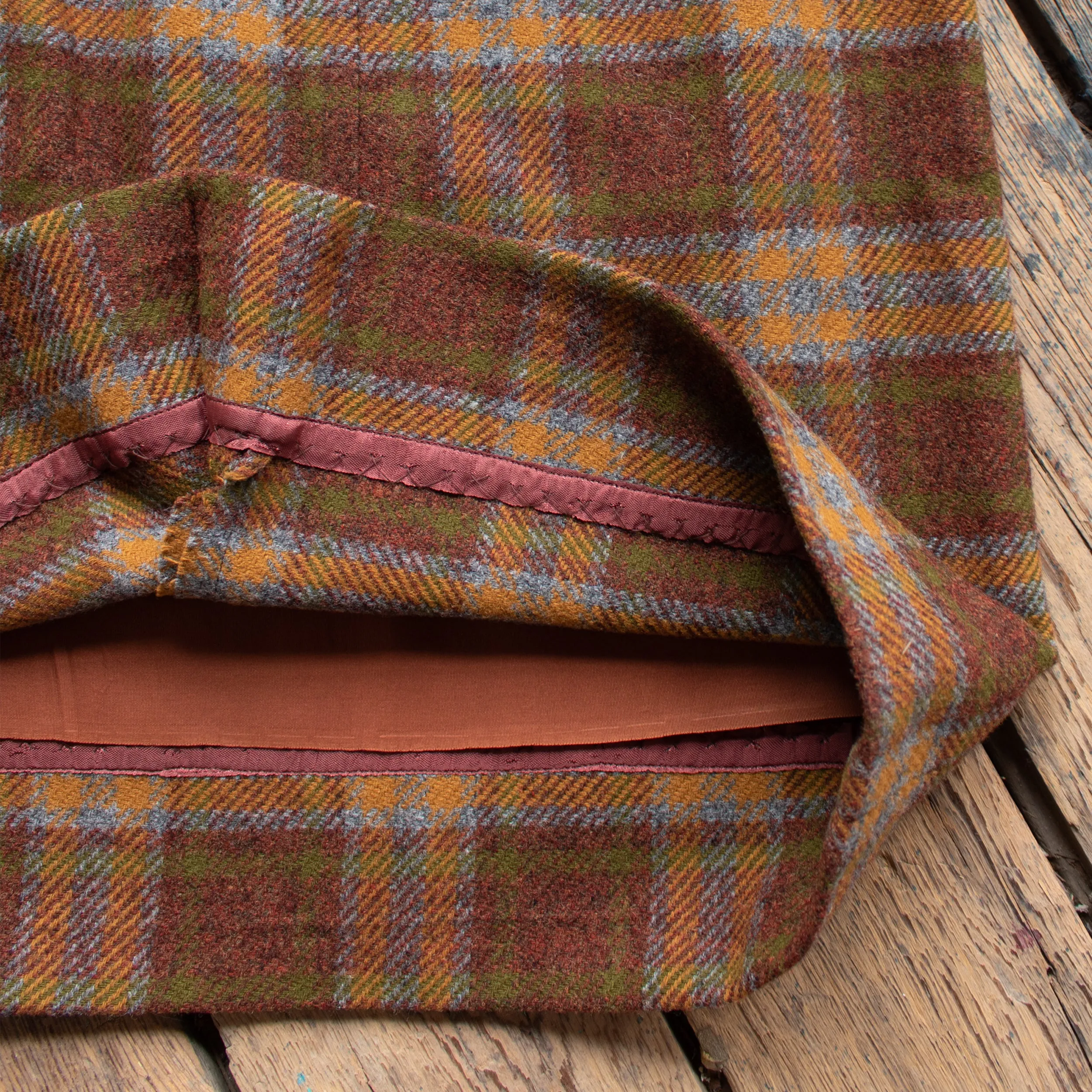 Vintage 1960s Pendleton Brown Plaid Wool Skirt