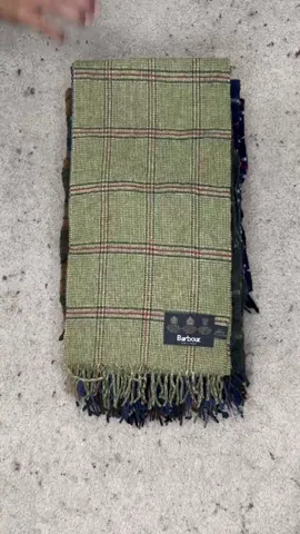 #VV336 Premium Barbour scarves 20 PCs